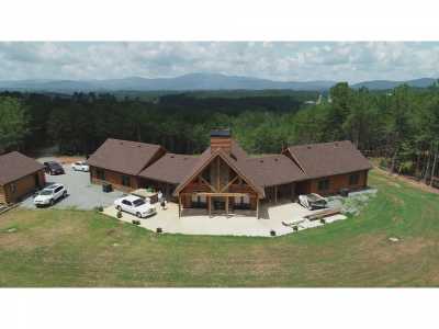 Home For Sale in Copperhill, Tennessee