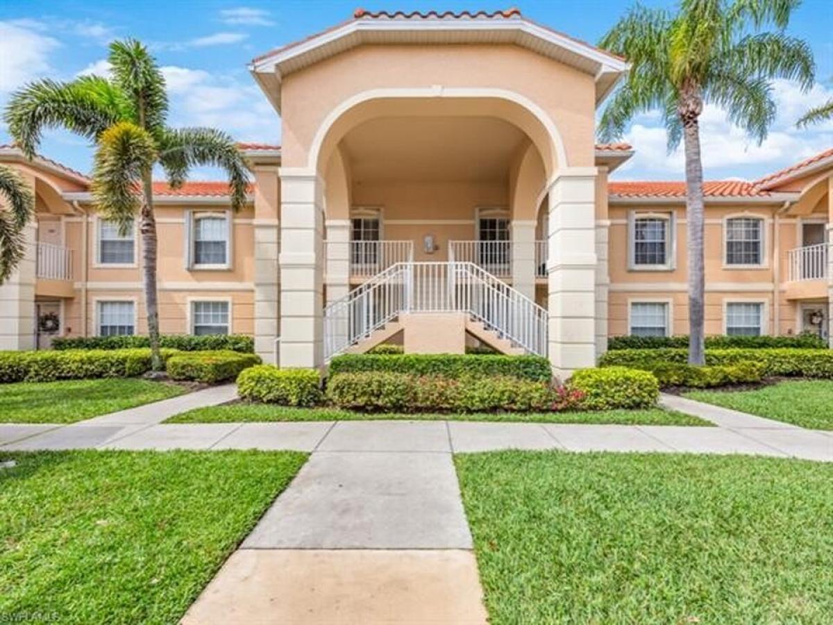 Picture of Home For Sale in Bonita Springs, Florida, United States