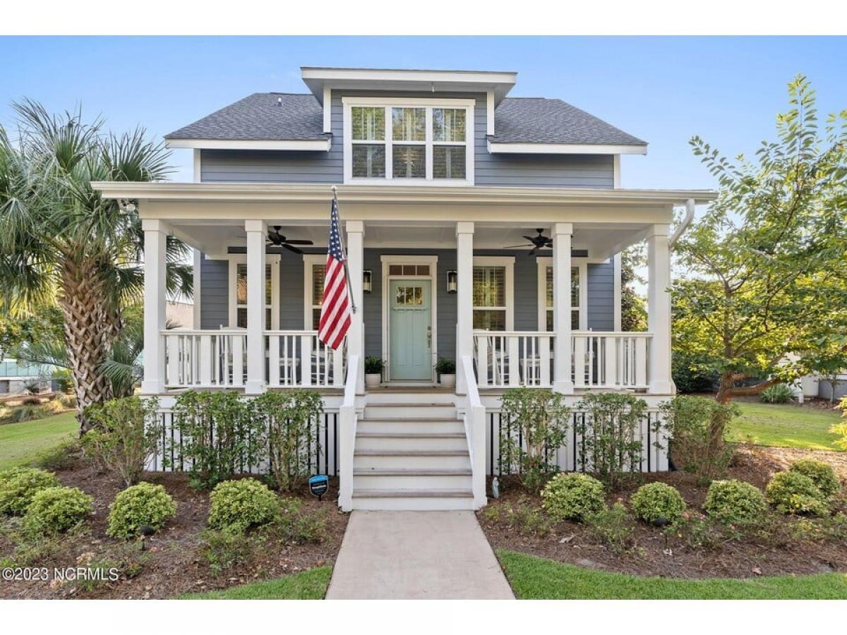 Picture of Home For Sale in Ocean Isle Beach, North Carolina, United States