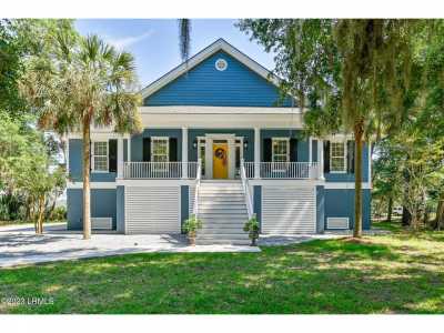 Home For Sale in Saint Helena Island, South Carolina