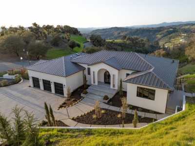 Home For Sale in Santa Rosa, California