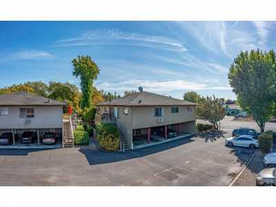 Home For Sale in Rohnert Park, California