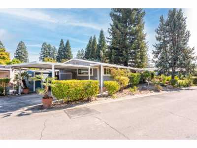 Home For Sale in Saint Helena, California