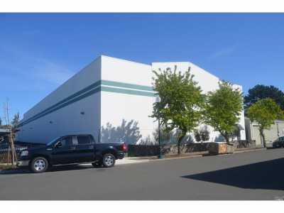 Commercial Building For Sale in Santa Rosa, California
