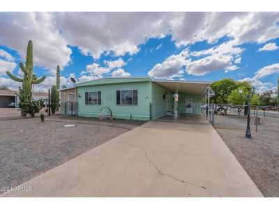 Home For Sale in Apache Junction, Arizona