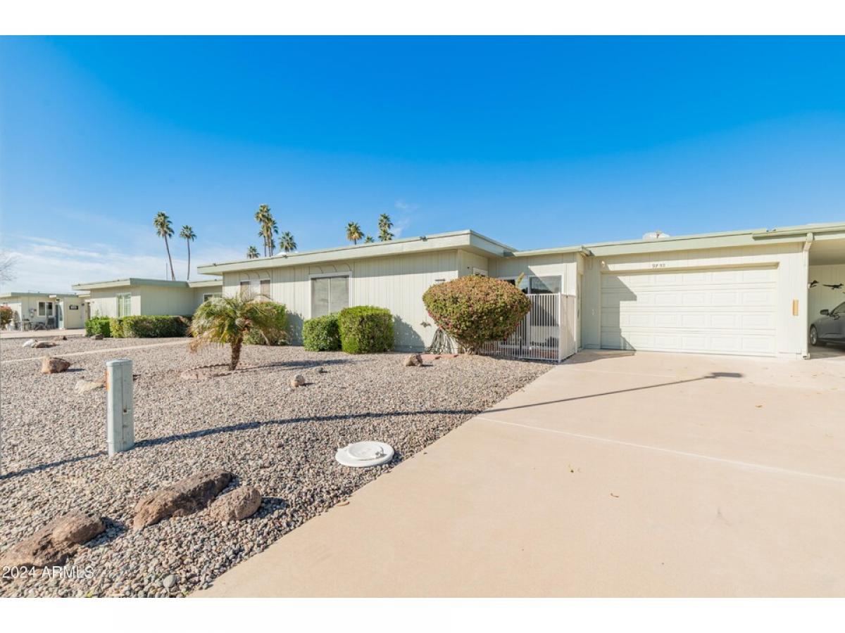 Picture of Home For Sale in Sun City, Arizona, United States