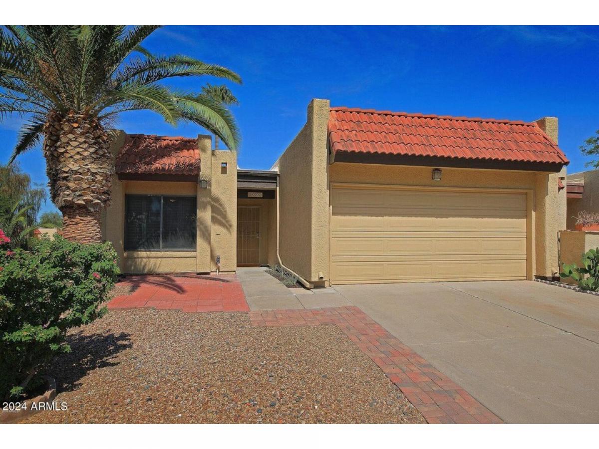 Picture of Home For Sale in Phoenix, Arizona, United States