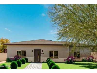 Home For Sale in Phoenix, Arizona