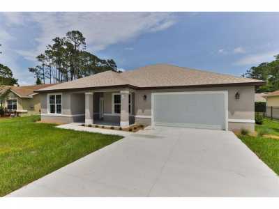 Home For Sale in Palm Coast, Florida