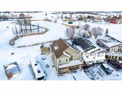 Home For Sale in Penhold, Canada