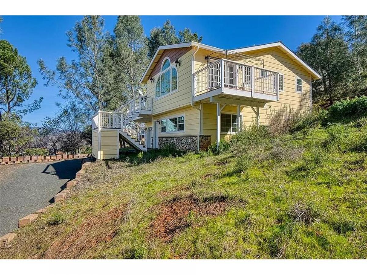 Picture of Home For Sale in Kelseyville, California, United States
