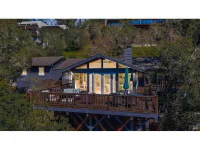 Home For Sale in Saint Helena, California