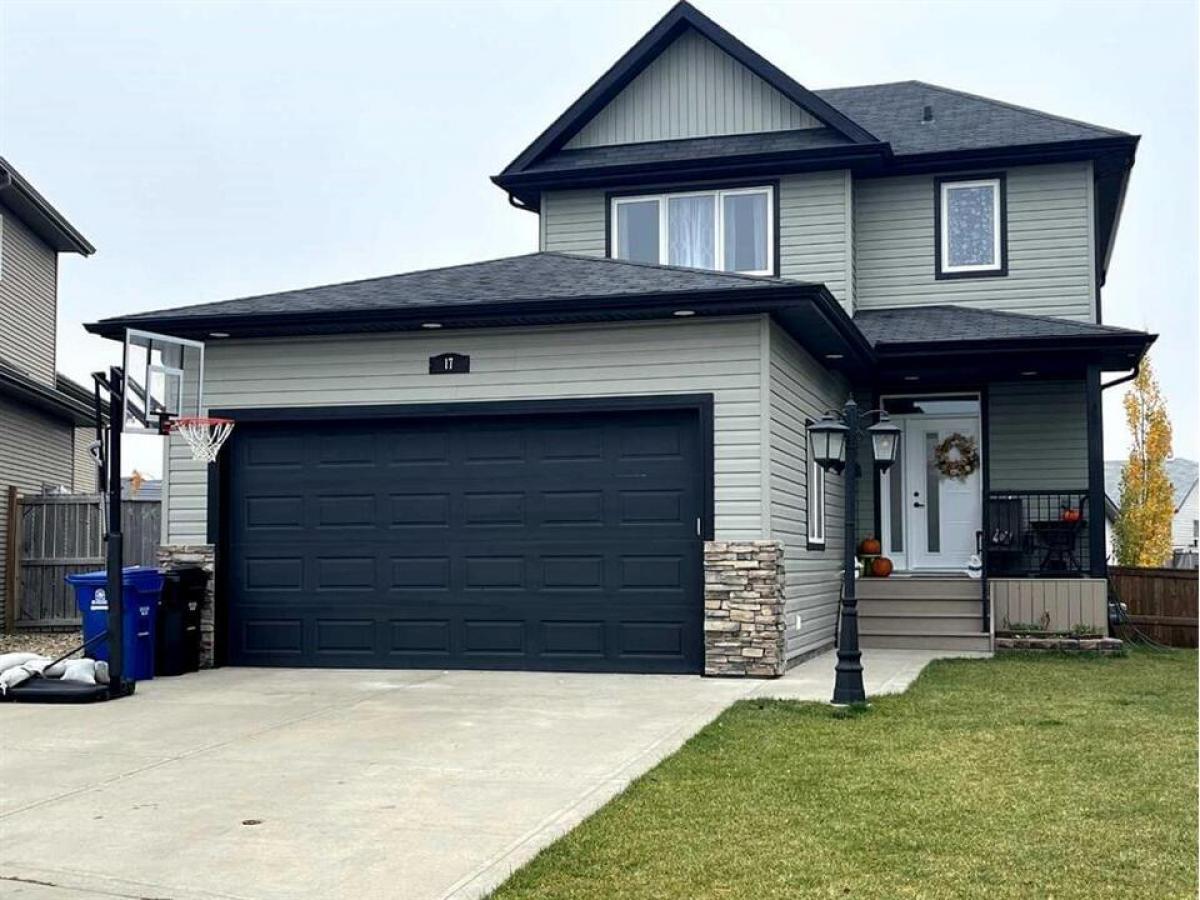 Picture of Home For Sale in Blackfalds, Alberta, Canada