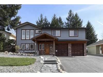 Home For Sale in Comox, Canada