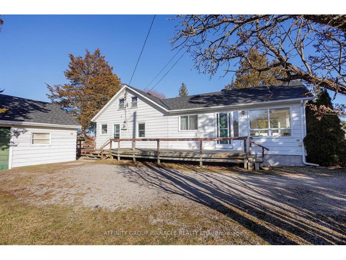 Picture of Home For Sale in Bobcaygeon, Ontario, Canada