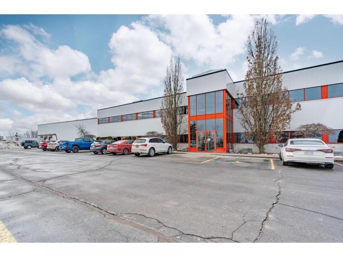 Picture of Commercial Building For Sale in Belleville, Ontario, Canada