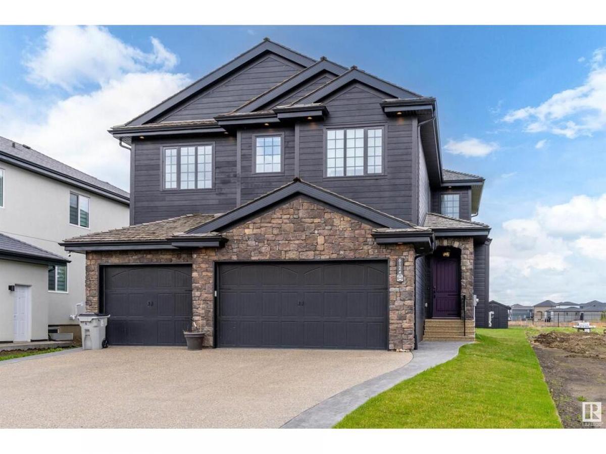 Picture of Home For Sale in Leduc, Alberta, Canada