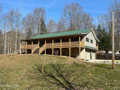 Home For Sale in Pall Mall, Tennessee