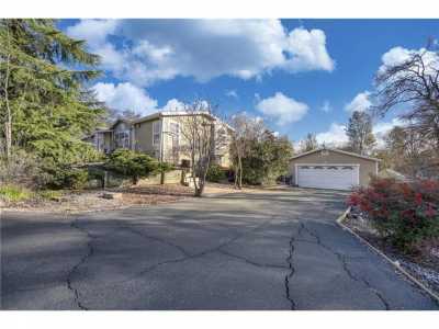 Home For Sale in Clearlake, California