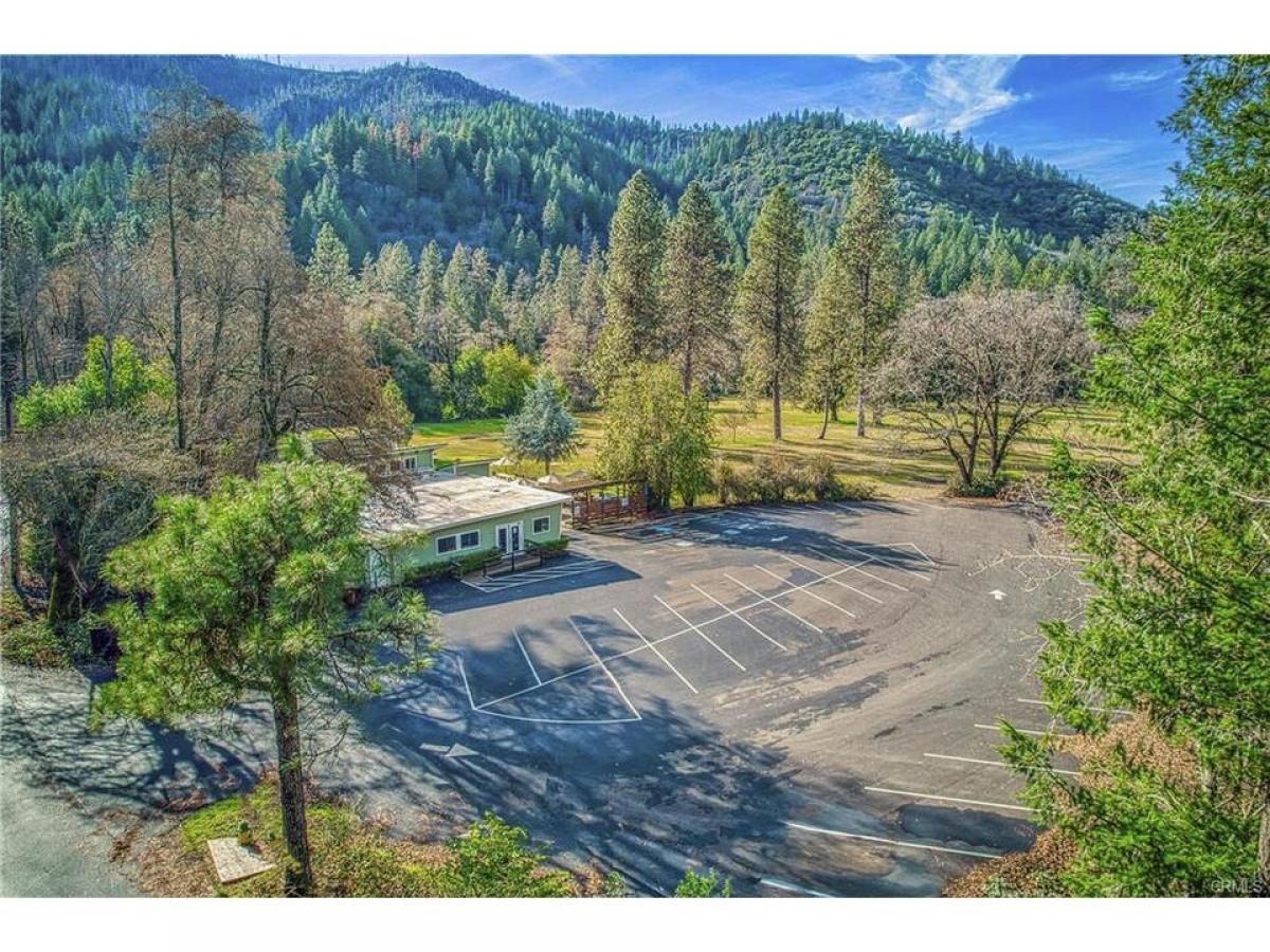 Picture of Commercial Building For Sale in Cobb, California, United States