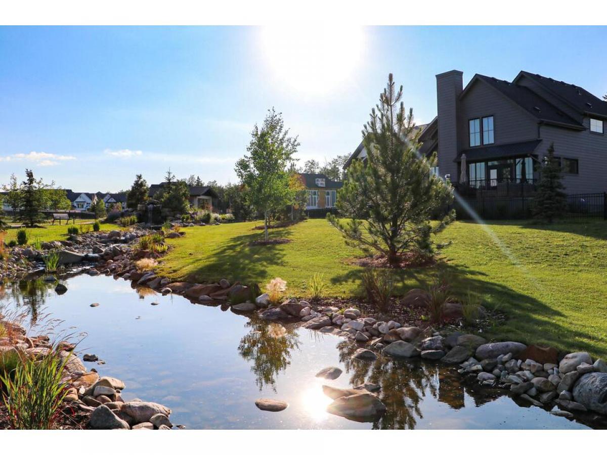 Picture of Residential Land For Sale in Sylvan Lake, Alberta, Canada