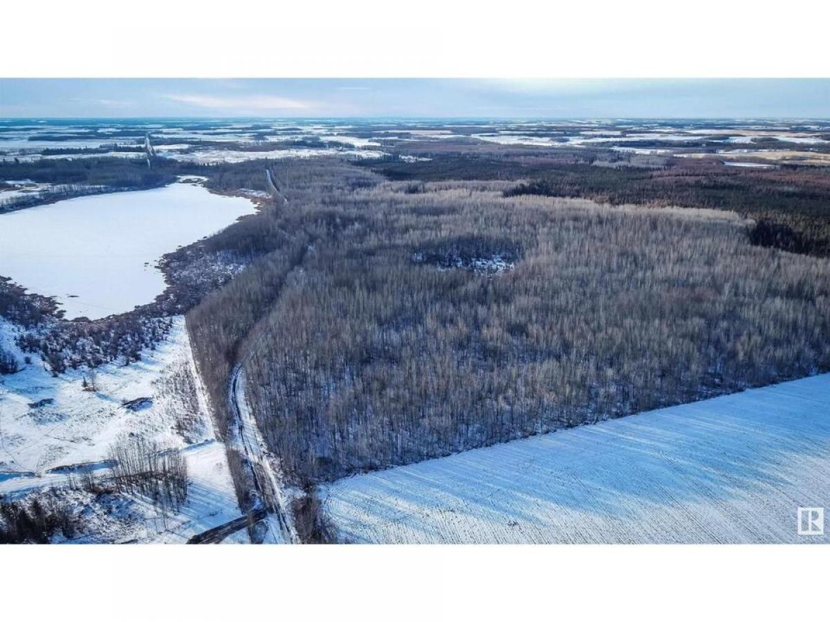 Picture of Residential Land For Sale in Barrhead, Alberta, Canada