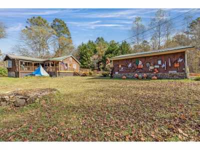 Home For Sale in Apison, Tennessee