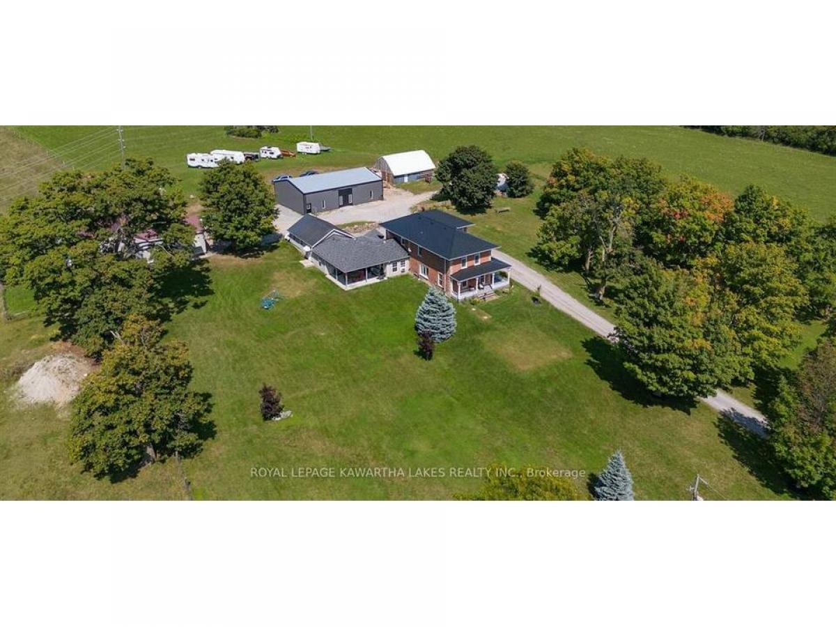 Picture of Home For Sale in Kawartha Lakes, Ontario, Canada