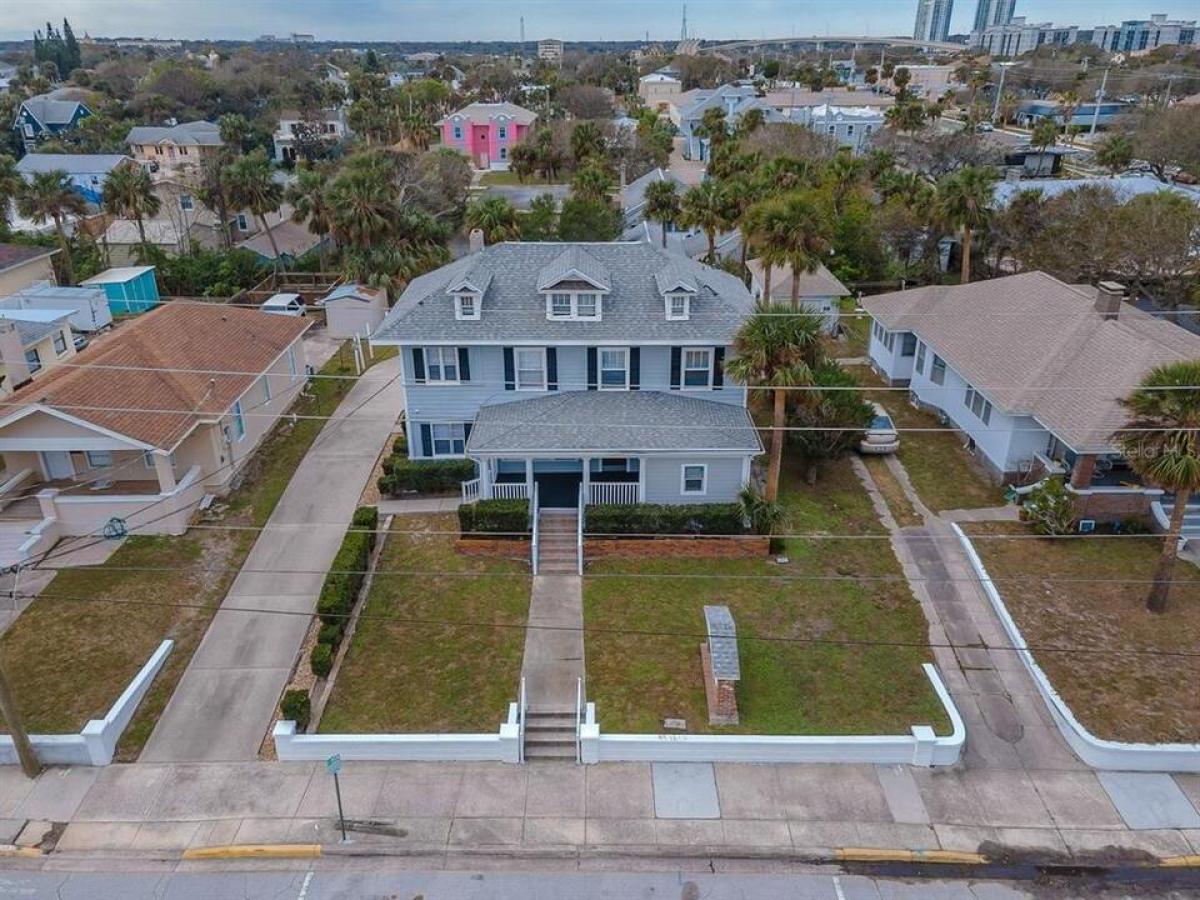 Picture of Multi-Family Home For Sale in Daytona Beach, Florida, United States