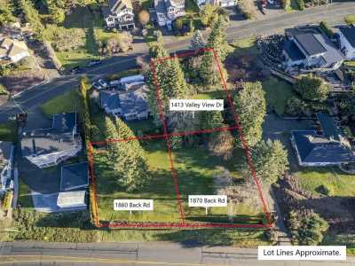 Residential Land For Sale in Courtenay, Canada