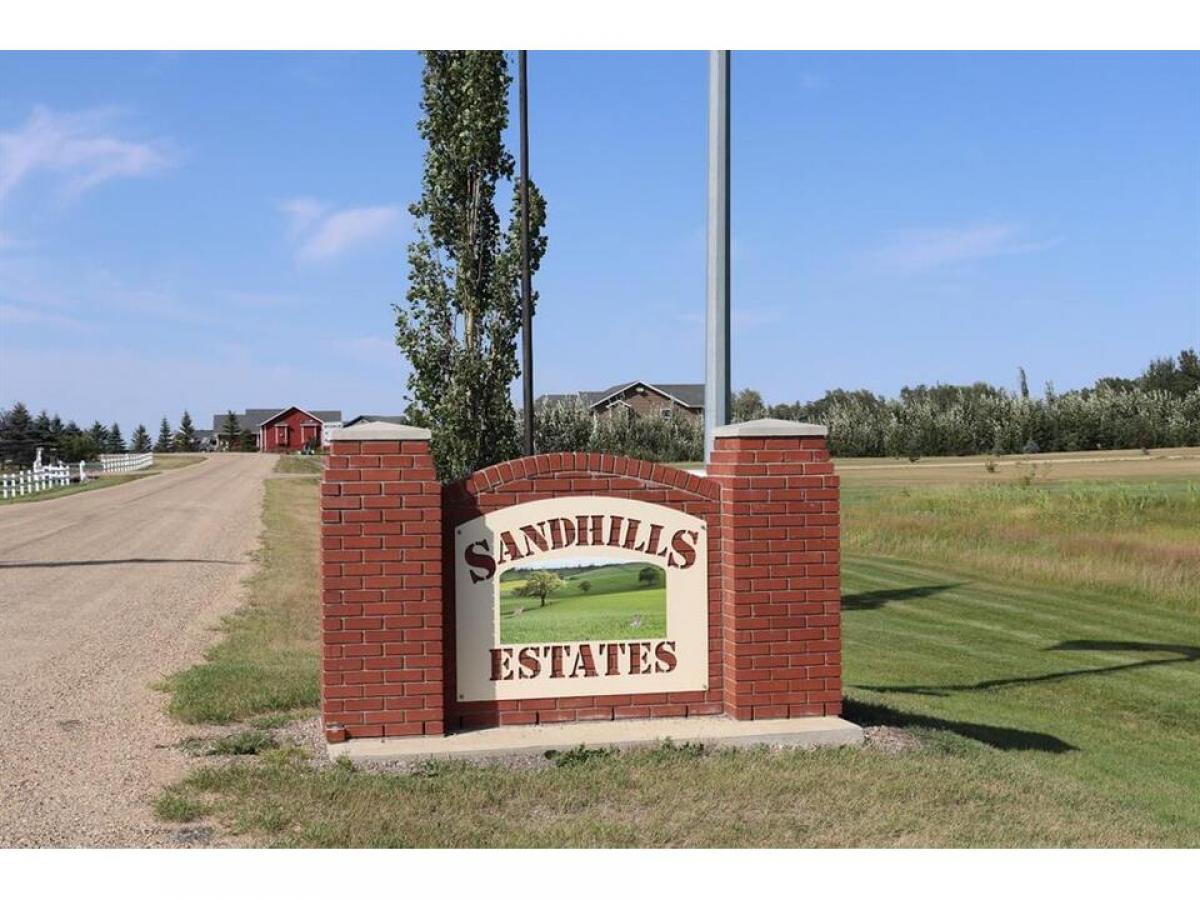 Picture of Residential Land For Sale in Rural Ponoka County, Alberta, Canada