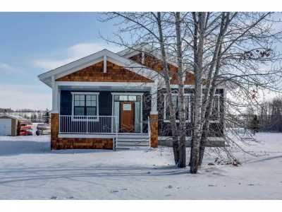 Home For Sale in Meridian Beach, Canada