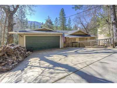 Home For Sale in Cobb, California