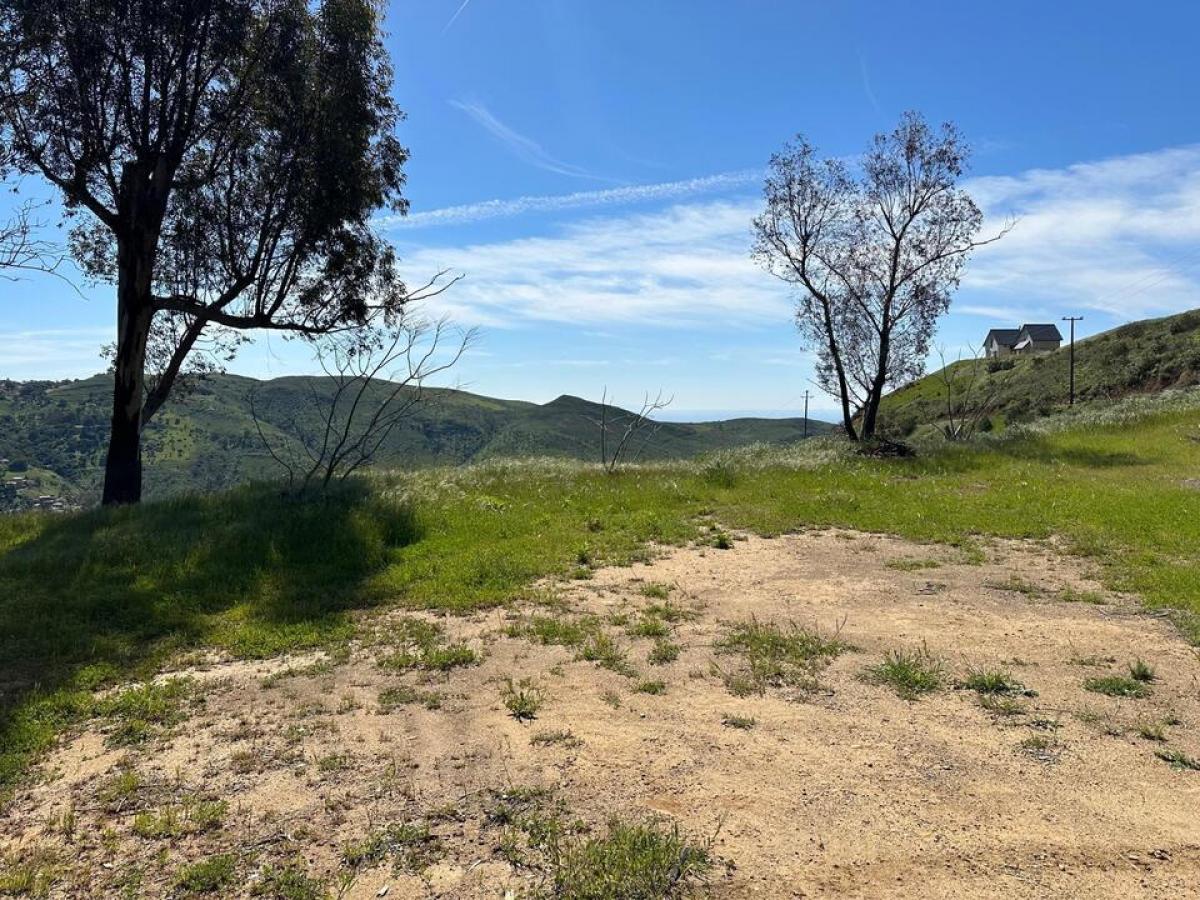 Picture of Residential Land For Sale in Malibu, California, United States