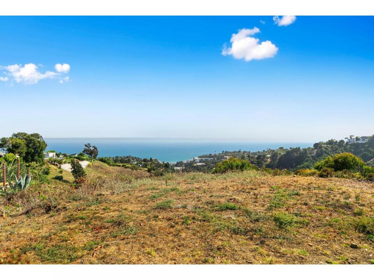 Picture of Residential Land For Sale in Pacific Palisades, California, United States