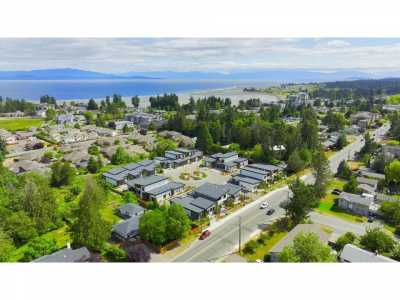 Home For Sale in Parksville, Canada