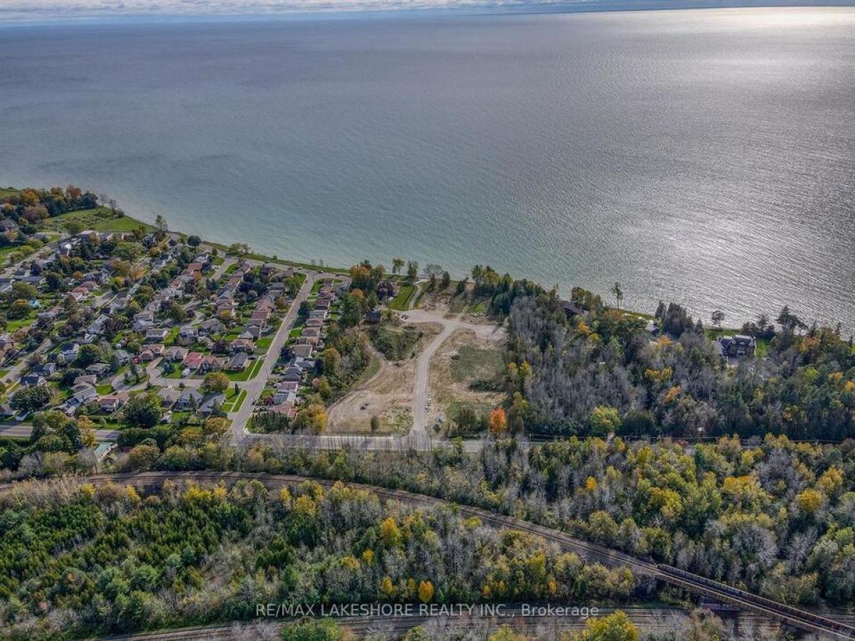 Picture of Residential Land For Sale in Cobourg, Ontario, Canada