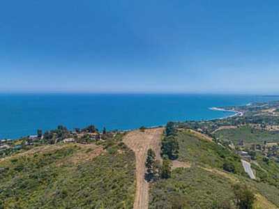 Residential Land For Sale in Malibu, California