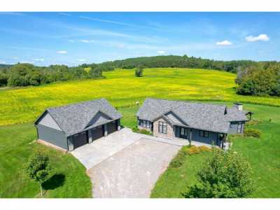Home For Sale in Castleton, Canada