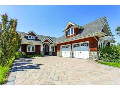 Home For Sale in Gull Lake, Canada