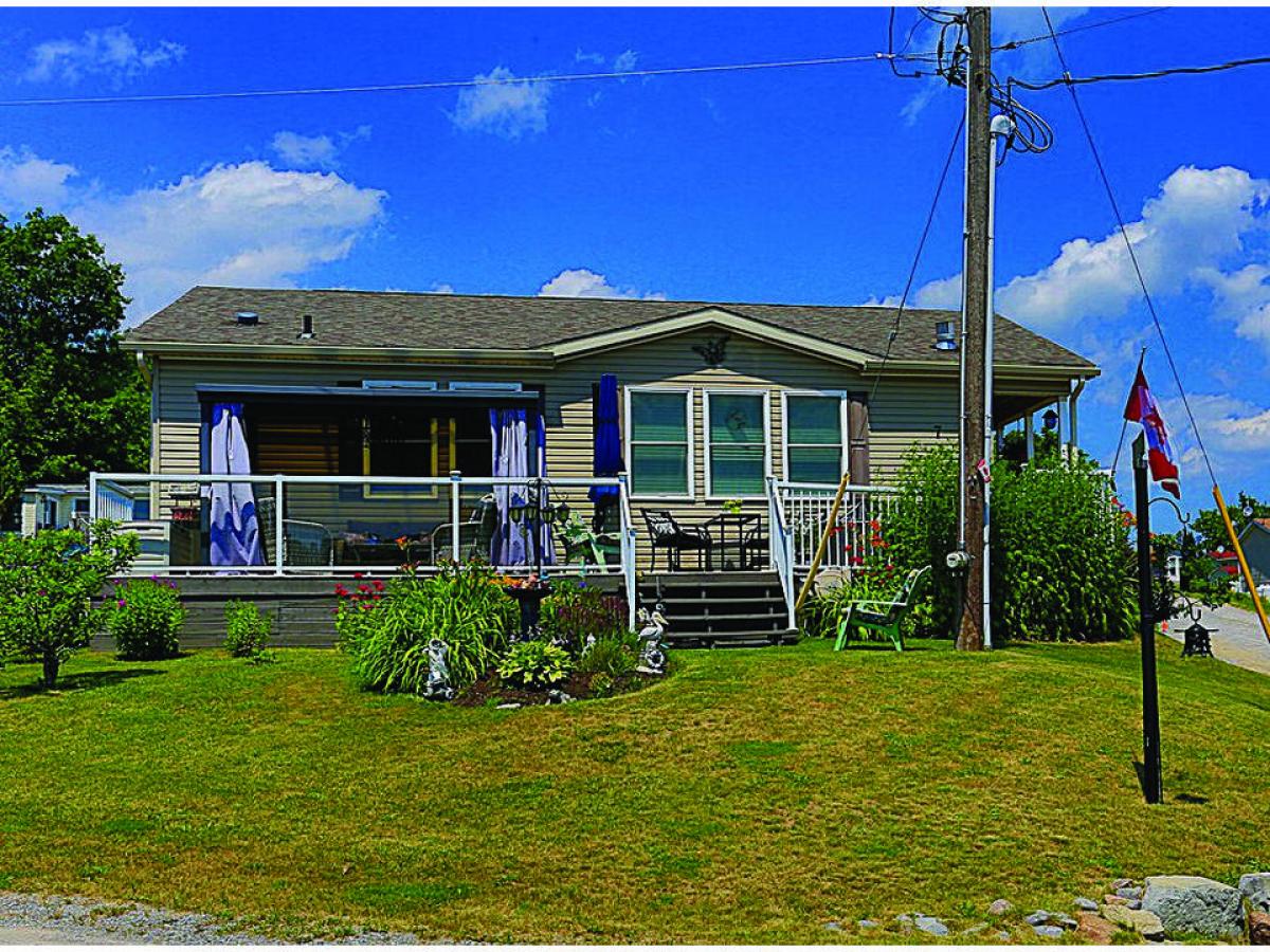 Picture of Home For Sale in Hastings, Ontario, Canada