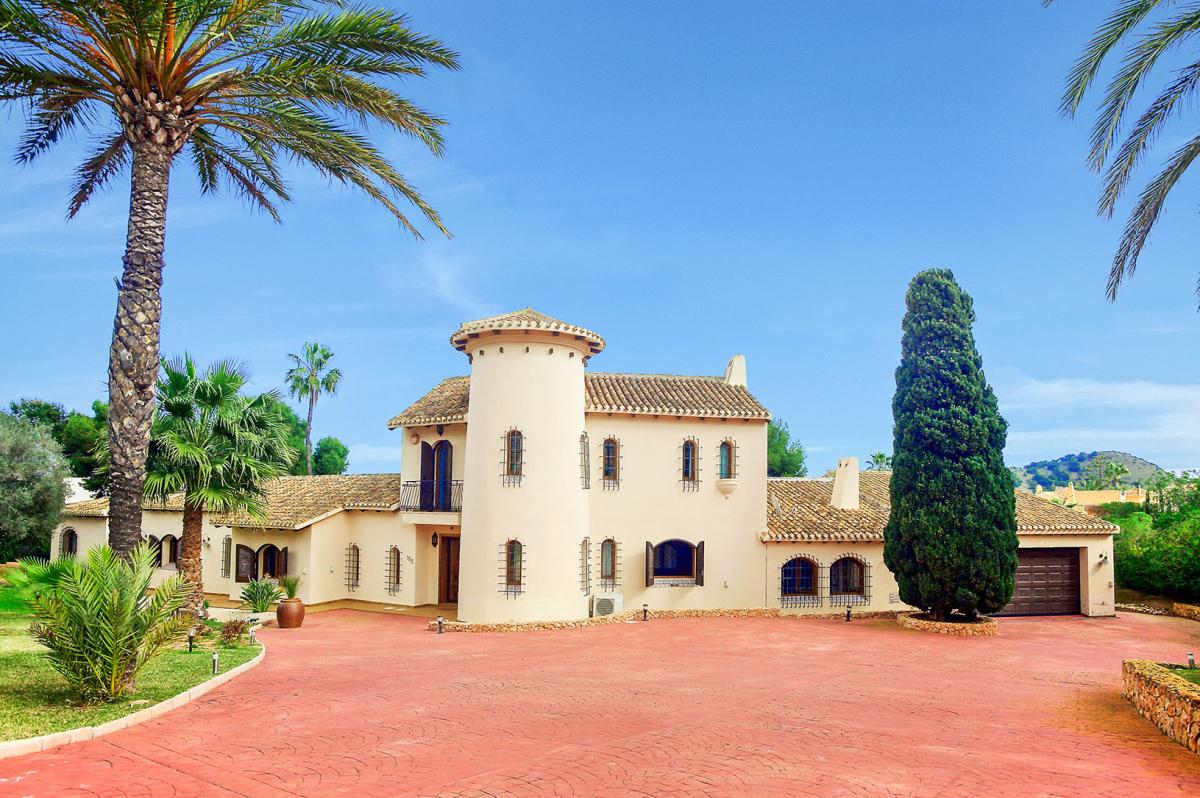 Picture of Villa For Sale in La Manga Club, Murcia, Spain