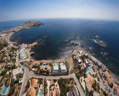 Villa For Sale in
