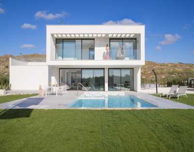 Villa For Sale in Banos Y Mendigo, Spain