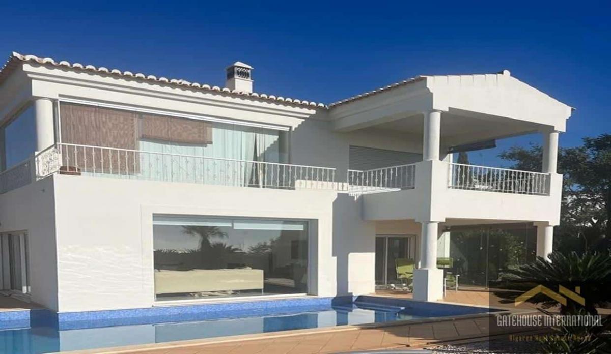 Picture of Villa For Sale in Burgau, Algarve, Portugal