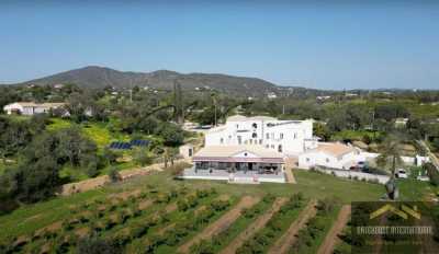 Hotel For Sale in Moncarapacho, Portugal