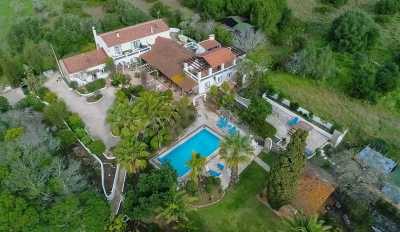 Home For Sale in Odiaxere, Portugal