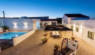Villa For Sale in Silves, Portugal