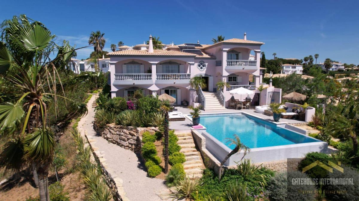 Picture of Villa For Sale in Parque Da Floresta, Algarve, Portugal
