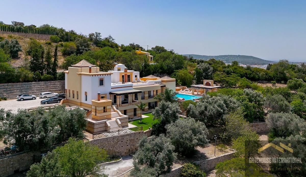 Picture of Villa For Sale in Loule, Faro, Portugal